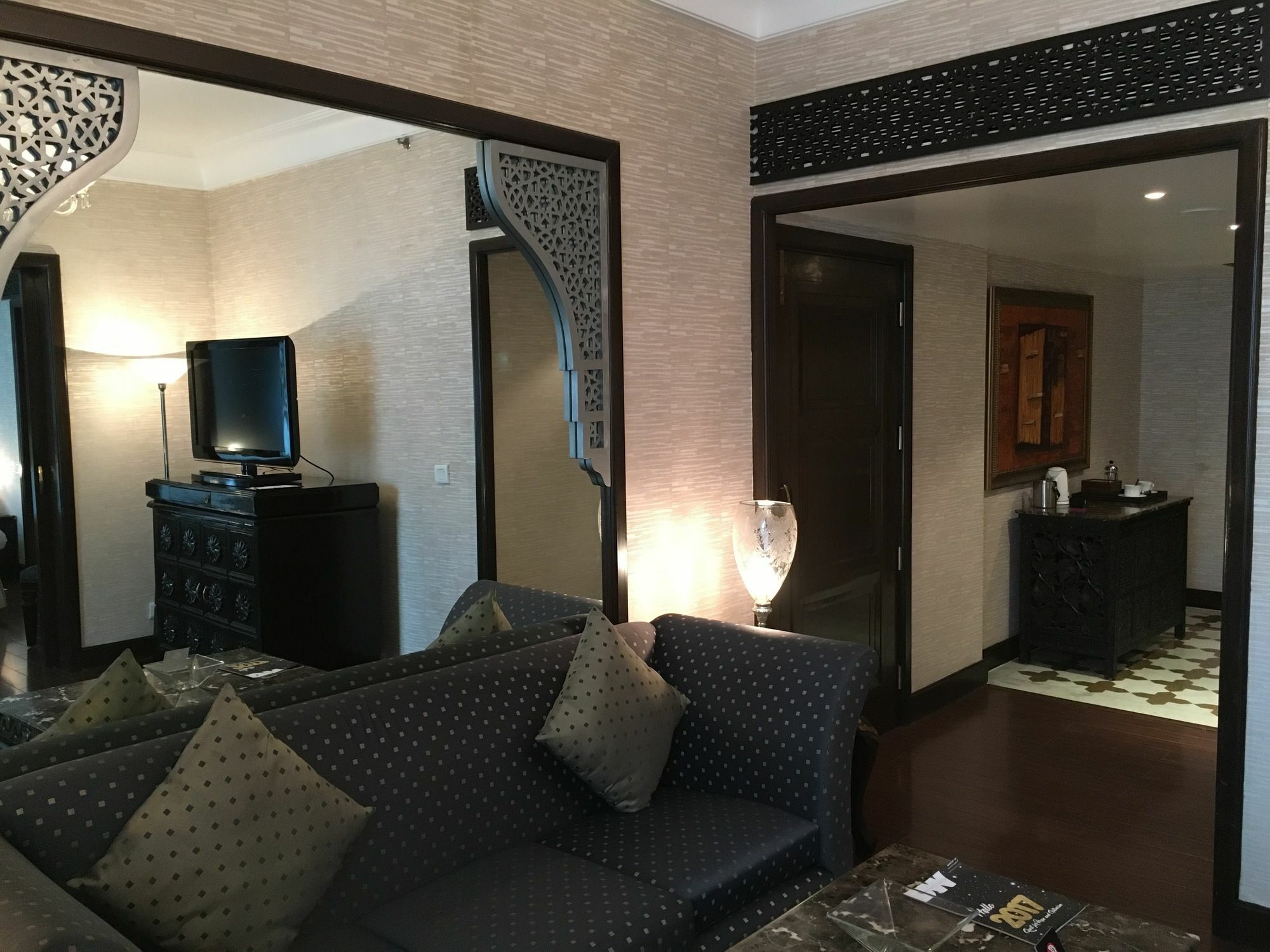 Radisson Blu Mbd Hotel Noida Esterno foto